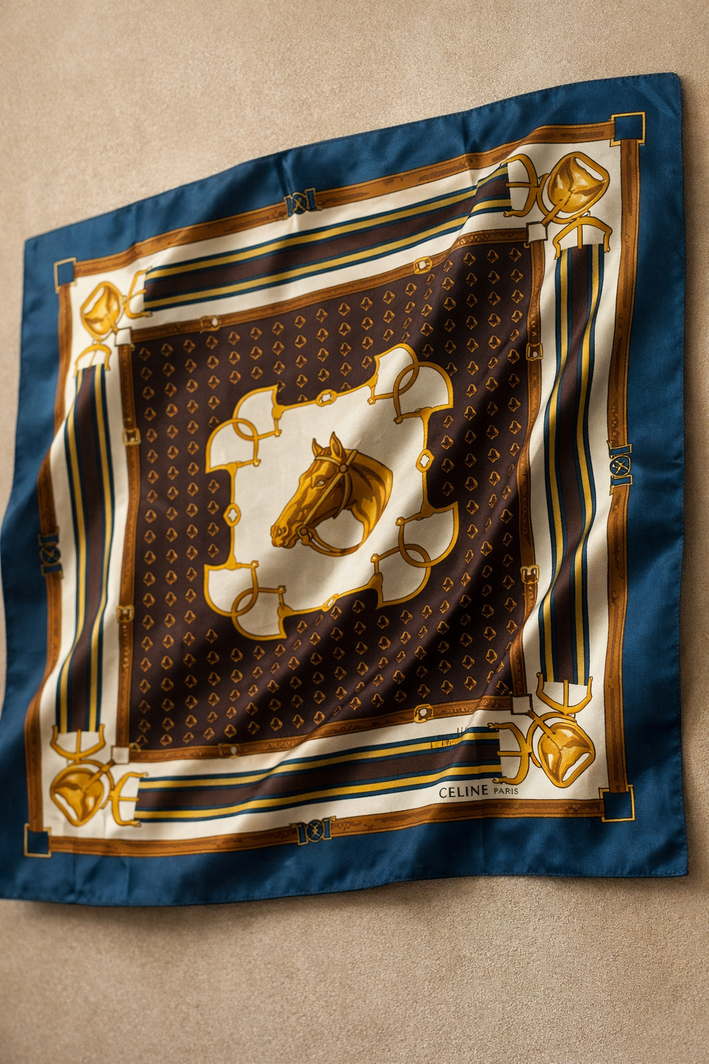 Vintage Seidenschal Céline Paris – Reitsportmotiv