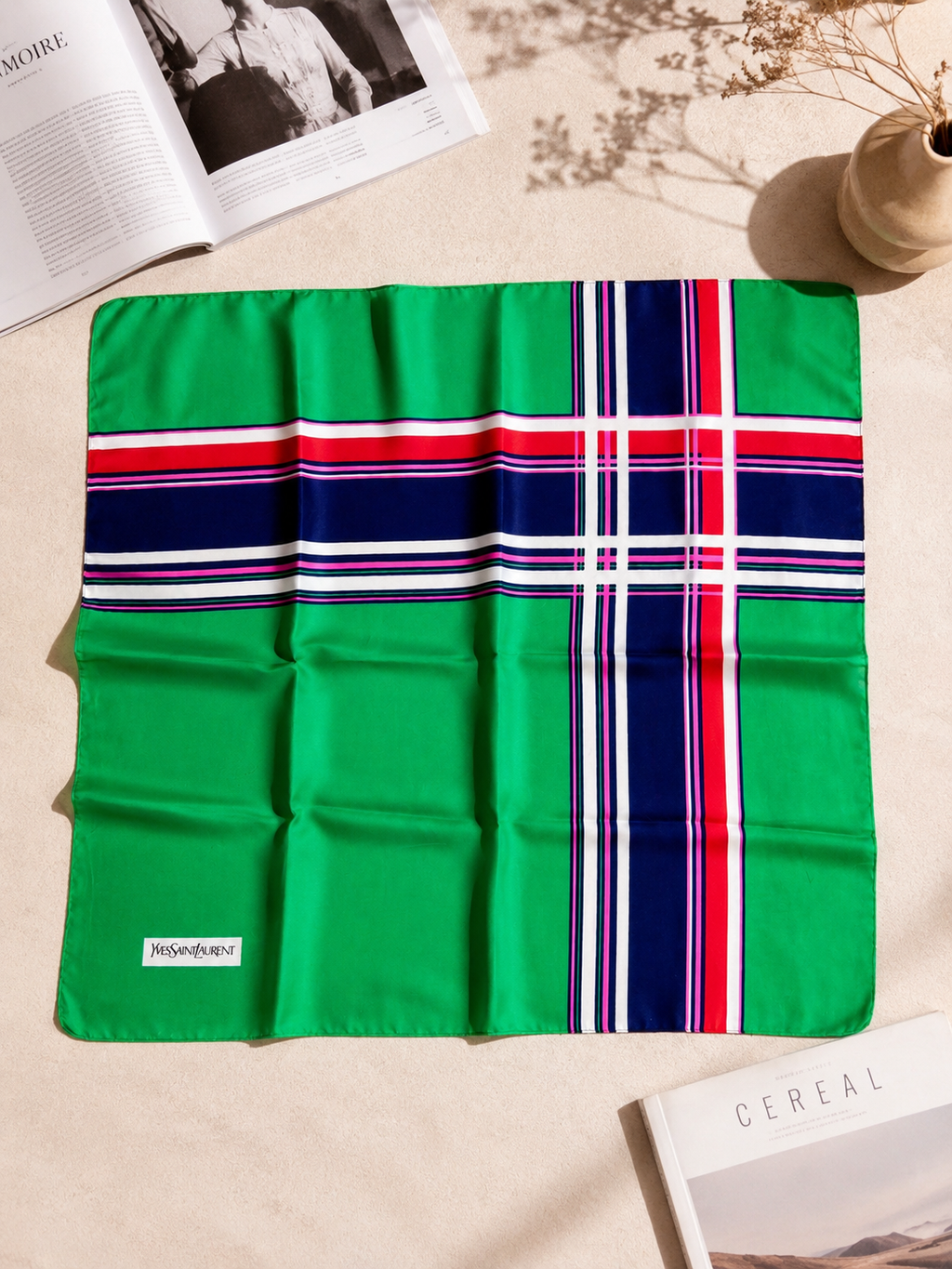 Yves Saint Laurent Foulard