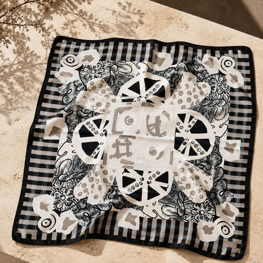 Christian Lacroix Foulard