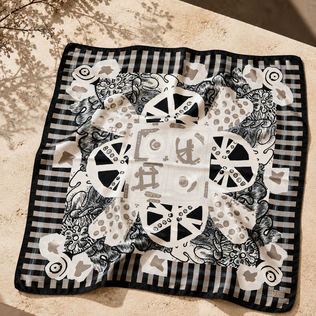 Christian Lacroix Foulard